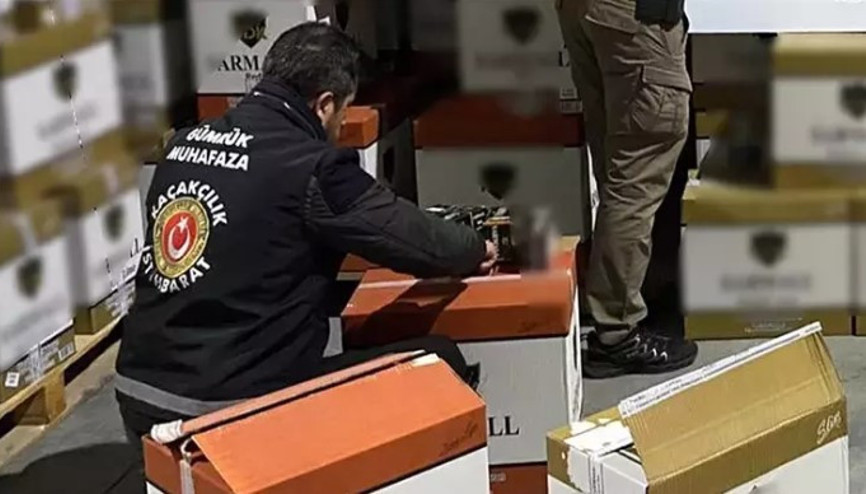 Ağrıda 764 kilo likit metamfetamin ele geçirildi Ağrıda 764 kilo likit metamfetamin ele geçirildi