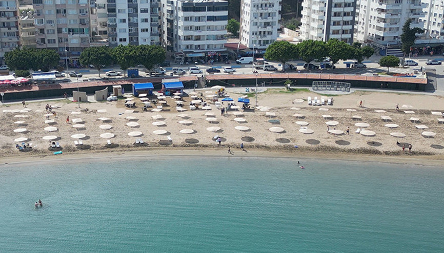 Adanadaki plaja Mavi Bayrak ödülü... Kriterleri yerine getirdi, meşhur tatil beldelerine rakip oldu