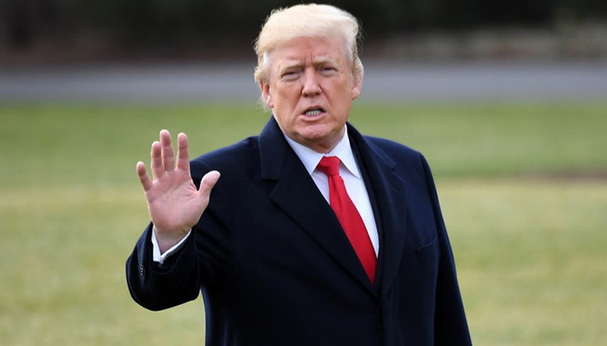 Trump Harvardı hedef almaya devam ediyor: Yabancı öğrencilerin kimlik bilgilerini talep etti