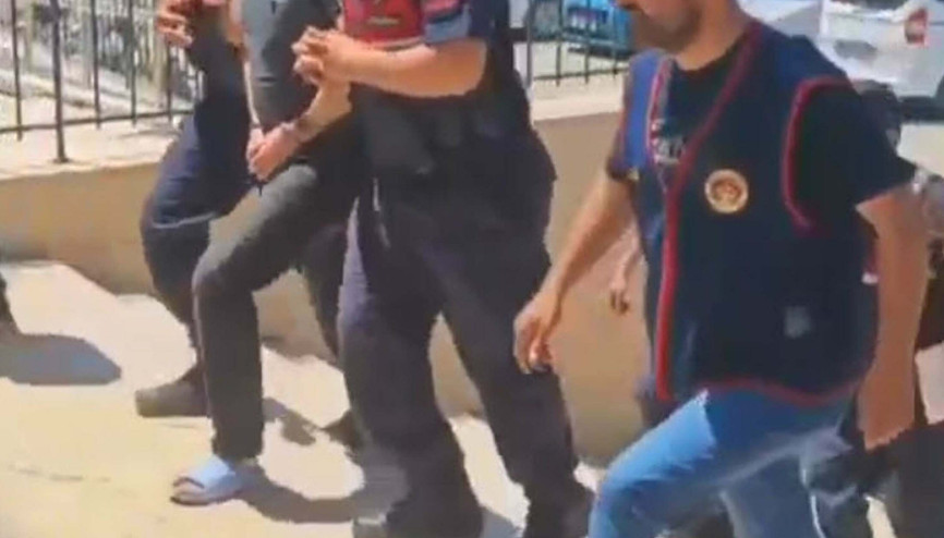 İzmirde 124 yıl 9 ay hapisle aranan firari hükümlü saklandığı köy evinde yakalandı