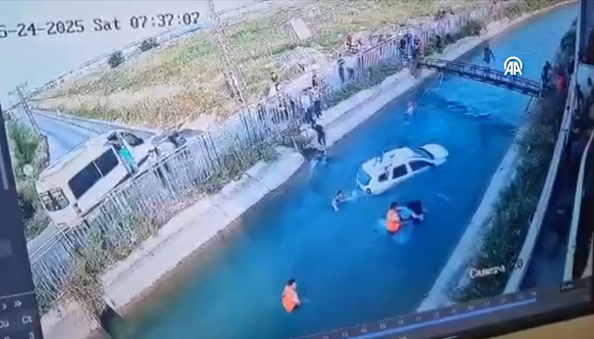 Sulama kanalına yuvarlanan cipteki 2 kişi kurtarıldı
