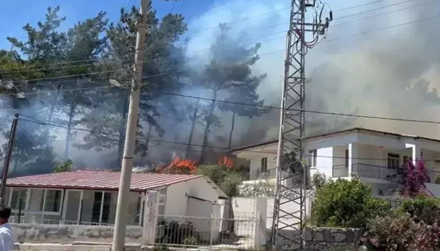 Marmariste orman yangını Müdahale sürüyor