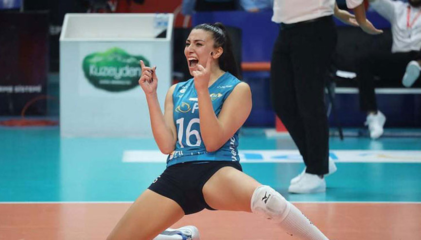 Beşiktaş Kadın Voleybol Takımı, Yasemin Özeli kadrosuna kattı
