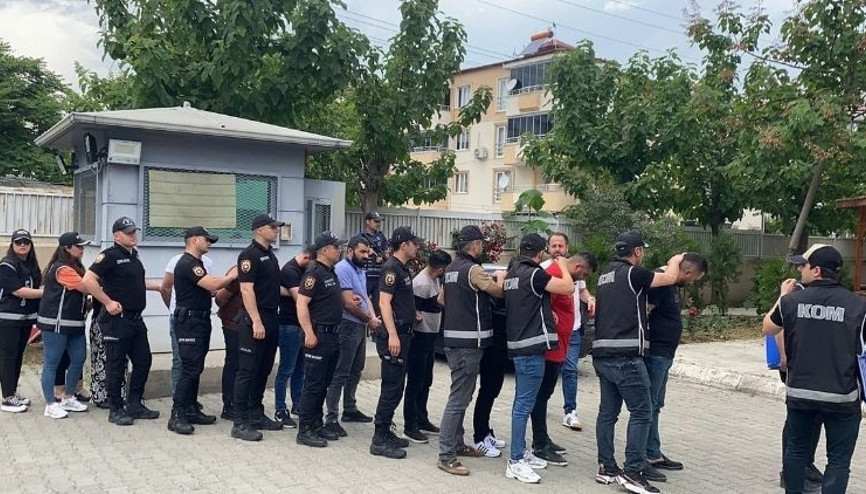 Operasyonlarda kurtarılan 107 kadın, sınır dışı edildi
