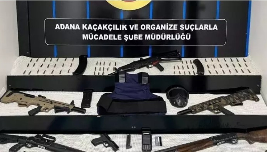 Adanada EYP ile biri kalaşnikof 6 silah ele geçirildi: 2 tutuklama