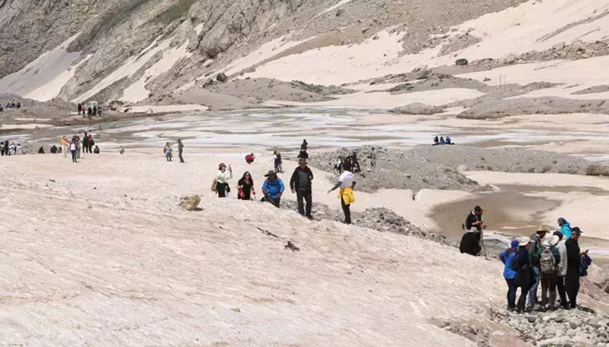 Tam 20 bin yıllık Görmek için Hakkariye akın ettiler