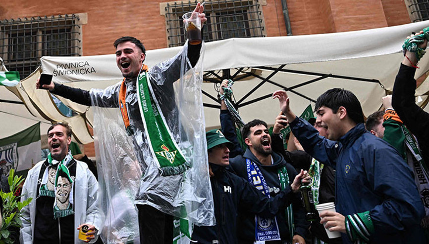 Real Betis taraftarlarından Chelsea maçına yoğun ilgi