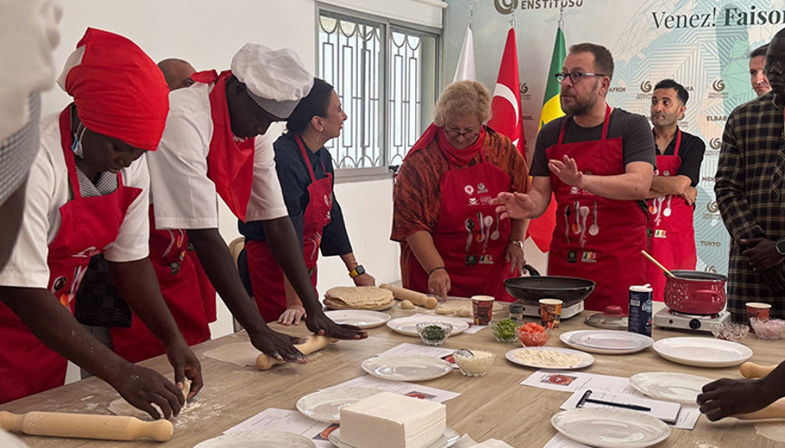 Senegal Cumhurbaşkanının eşinden Kayseri yağlaması