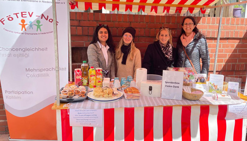 Komşuluk Günü’nde mahalleye renk kattı