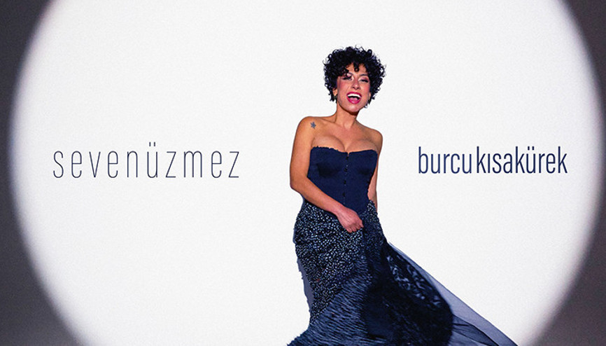 Bu Yazın Manifestosu Burcu Kısakürekten: Seven Üzmez, Git Deyince Gitmez Bu Yazın Manifestosu Burcu Kısakürekten: Seven Üzmez, Git Deyince Gitmez