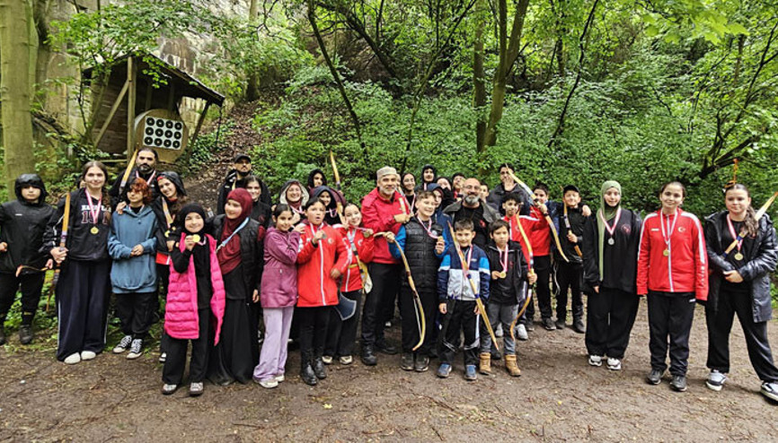 Berlin’de ‘Kemankeş Germania’ fırtınası