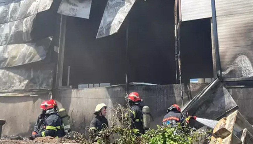 Sakaryada üretim tesisinde çıkan yangın kontrol altına alındı