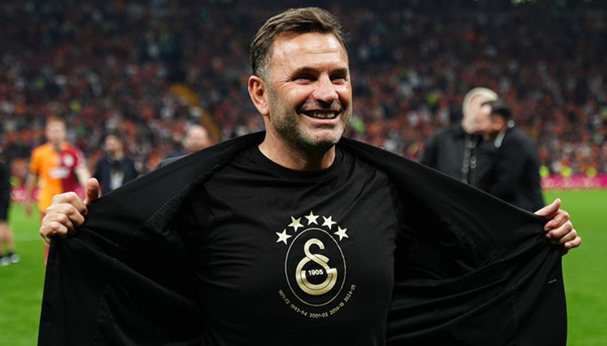 Okan Buruktan Muslera ve Mertense duygusal veda