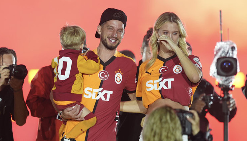 Dries Mertens, Galatasaraya 5 kupayla veda etti