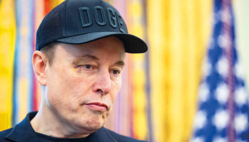 Musk’ın gözü niye morardı