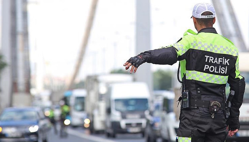 Bakan Yerlikaya: Toplam 567 bin 397 sürücüye işlem yapıldı