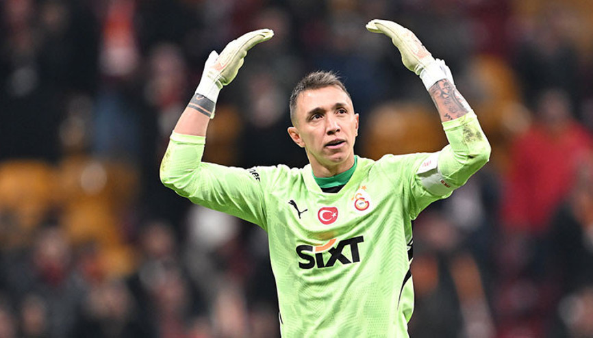 Galatasarayın en istikrarlısı kaptan Muslera