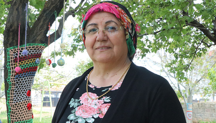 Evde sıkılınca kendini bu uğraşa verdi, herkesin beğenisini topladı Bahçede görenler gözünü alamıyor Evde sıkılınca kendini bu uğraşa verdi, herkesin beğenisini topladı Bahçede görenler gözünü alamıyor