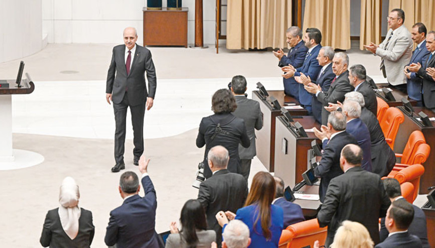 Kurtulmuş yeniden Meclis Başkanı