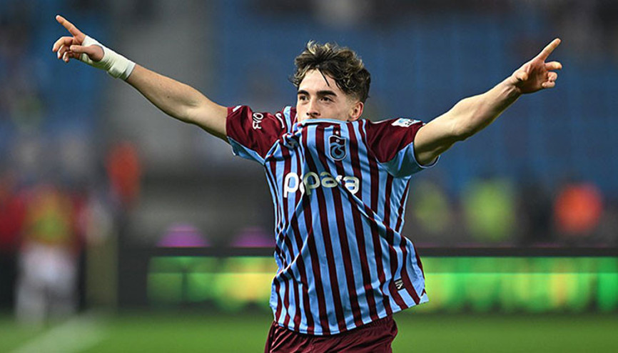 Hem savundu, hem goller attı