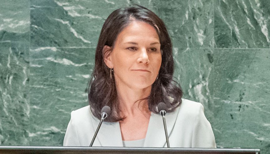 Annalena Baerbock büyükelçi maaşı alacak