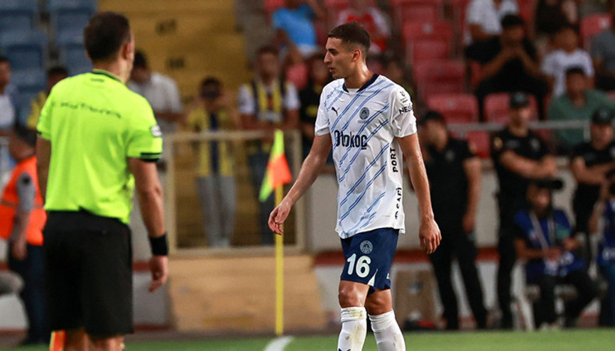 Fenerbahçede tek kızaran Mert Müldür