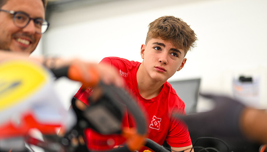 Alp Aksoy, podyum mücadelesi için İtalya’da