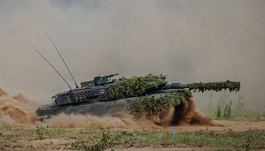 Almanlar: ‘Savunmaya daha fazla harcayalım, zorunlu askerlik gelsin’