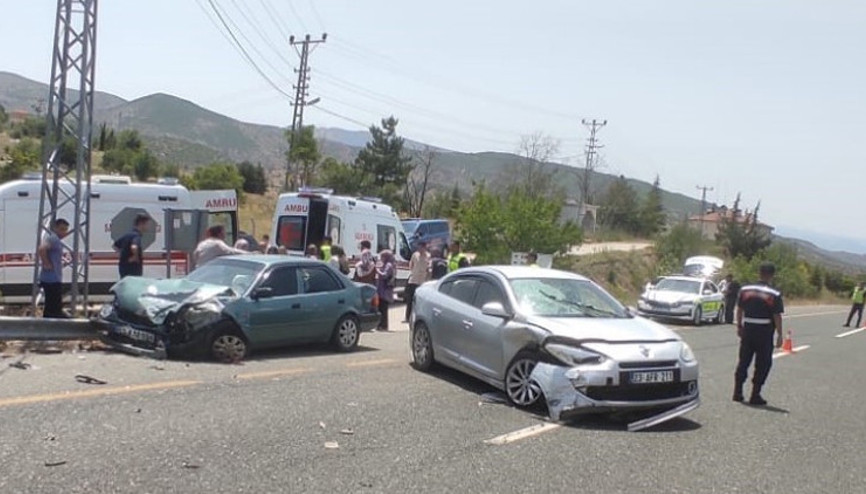 Bakan Yerlikaya açıkladı: Bayramın birinci gününde 692 kaza, 7 can kaybı