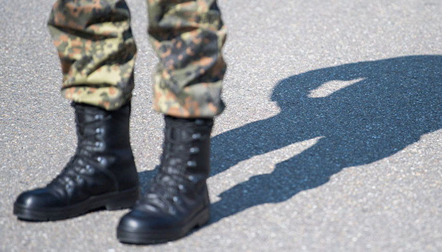 Koalisyonda ‘zorunlu askerlik’ sancısı