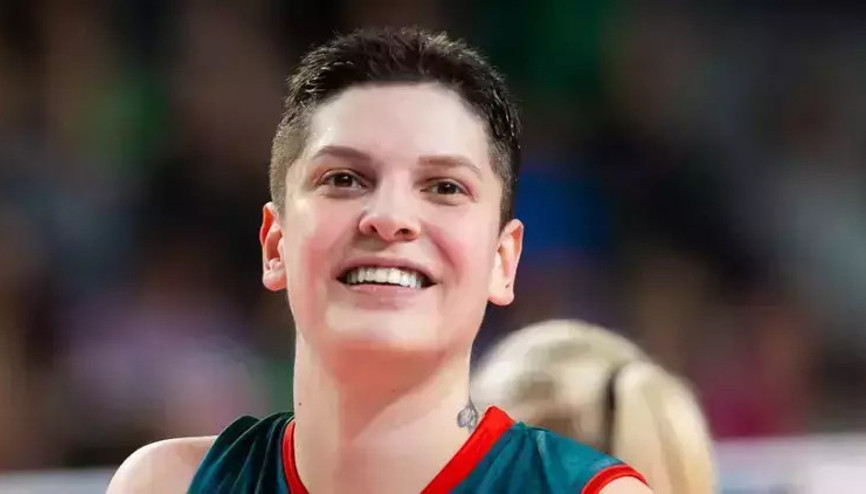 Ebrar Karakurt milli takımda neden yok Ebrar Karakurt Milletler Ligi kadrosunda var mı