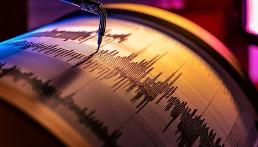 Kolombiyada 6,3 büyüklüğünde deprem: Başkent Bogotada halk sokağa döküldü
