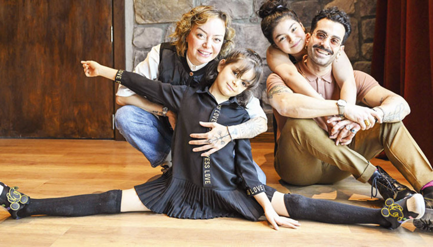 Tartışırız ama asla küs kalmayız Tartışırız ama asla küs kalmayız