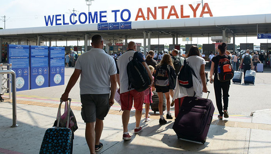 Antalya’da bayram tatiline gurbetçi katkısı