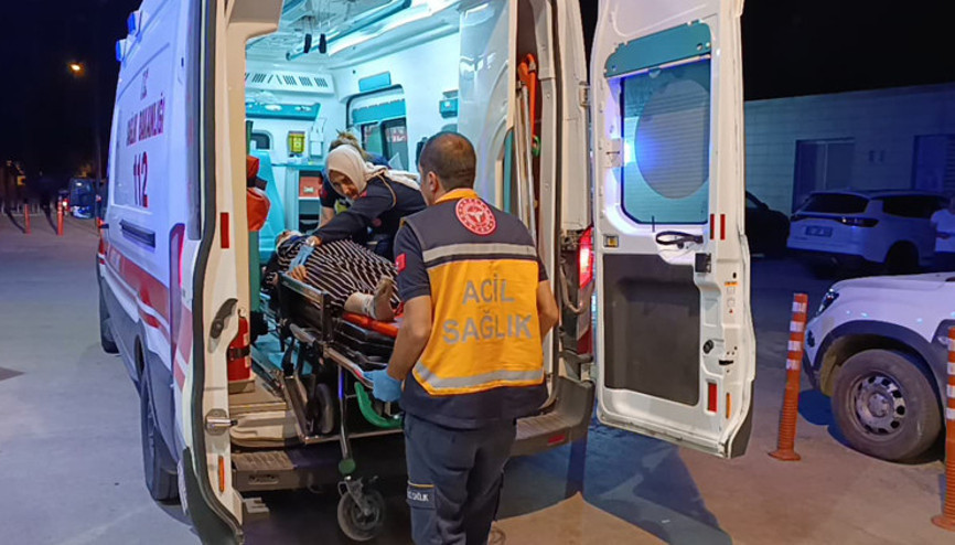 Bursada üst geçidi kullanmayan kadına otobüs çarptı