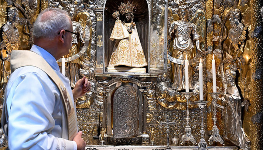 Bavyera’da ‘Papa’nın Bazilikası’na saldırı