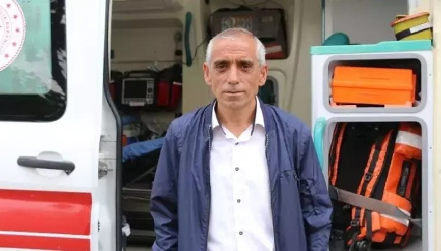 Ürettiği balın lezzetine kandı, deli bal hastanelik etti