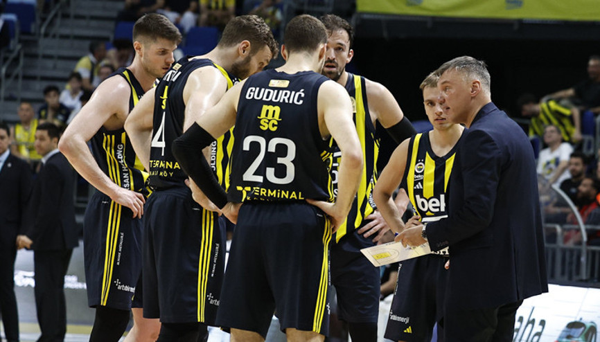 Fenerbahçe potanın hem kralı hem de kraliçesi