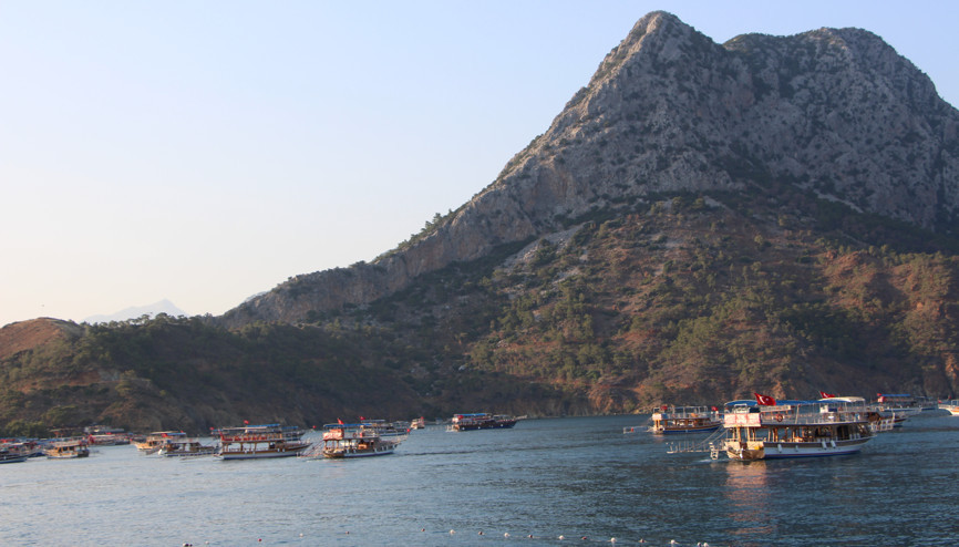 Antalyada Tekneciler Eylemde Antalyada Tekneciler Eylemde