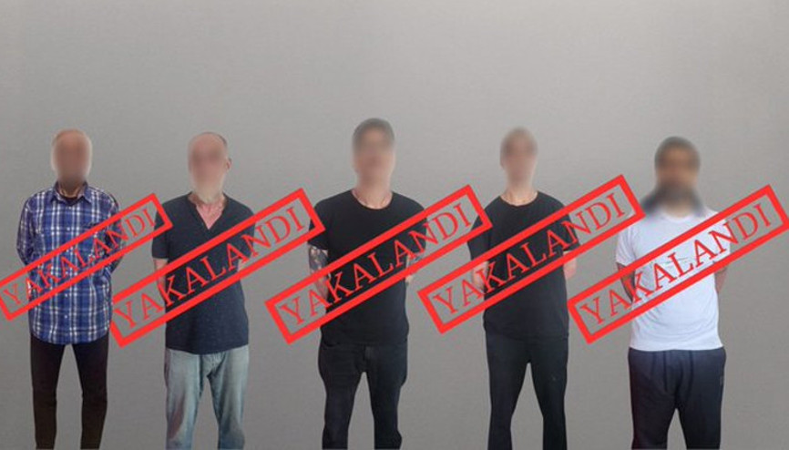 Bakan Yerlikaya duyurdu: Kırmızı bültenle aranan 5 suçlu daha Türkiyeye getirildi