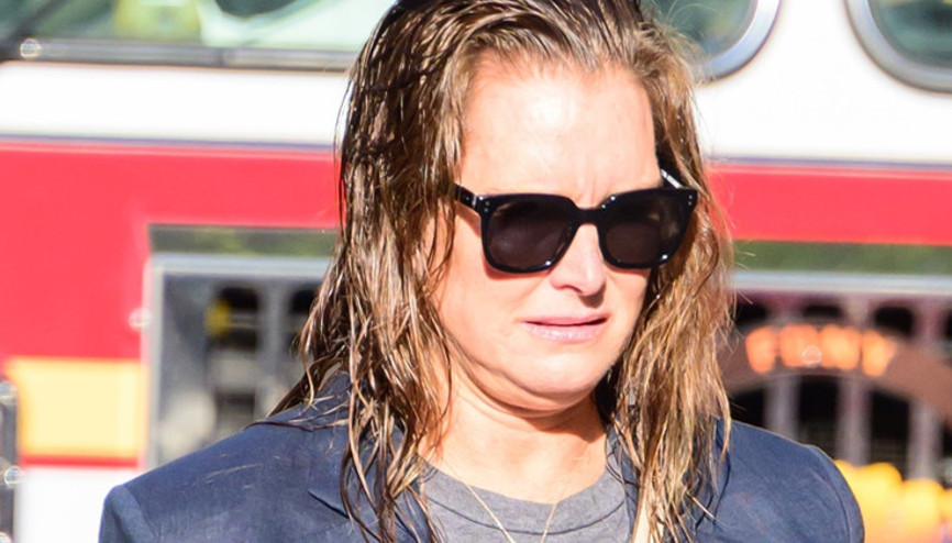 Eşsiz güzelliği kalbinde iyileşmeyen yara... Daha sevgilim bile yoktu... Benden büyük rol arkadaşımı dudağından öpmek zorunda kaldım Eşsiz güzelliği kalbinde iyileşmeyen yara... Daha sevgilim bile yoktu... Benden büyük rol arkadaşımı dudağından öpmek zorunda kaldım