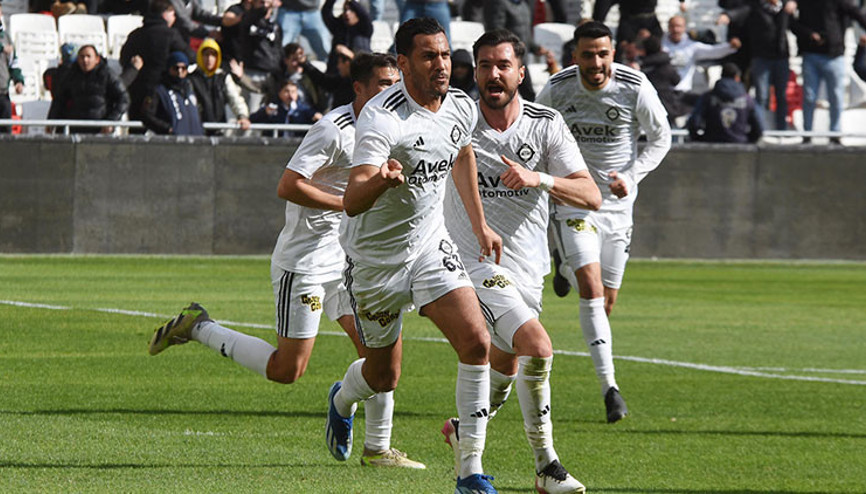 Altaya 3 dönem transfer yasağı