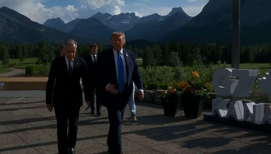 Trump, G7 zirvesinden erken ayrıldı Trump, G7 zirvesinden erken ayrıldı