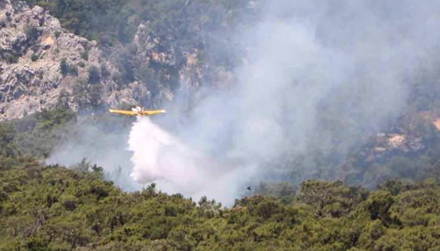 Antalyada orman yangını Ormanda yanmış motosiklet bulundu