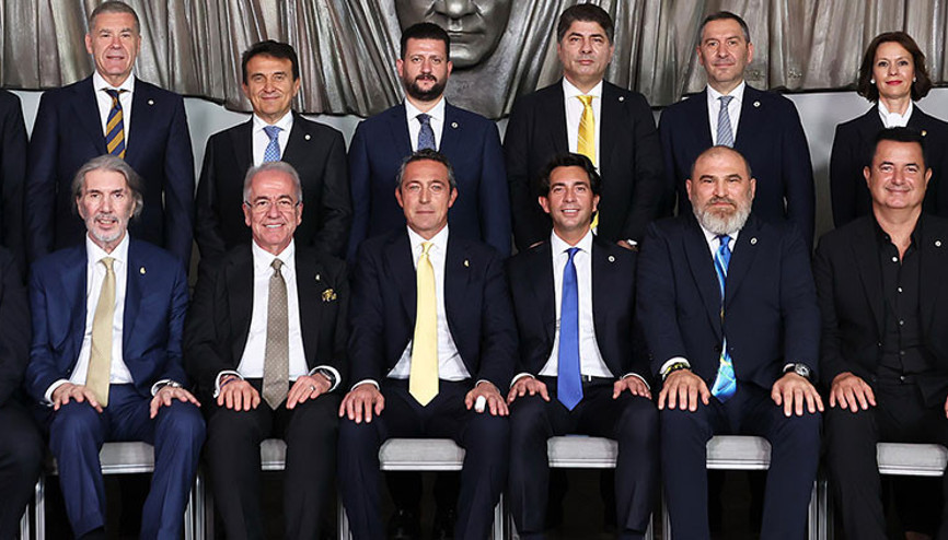 Fenerbahçe yönetiminde istifa Kararı resmen açıkladı