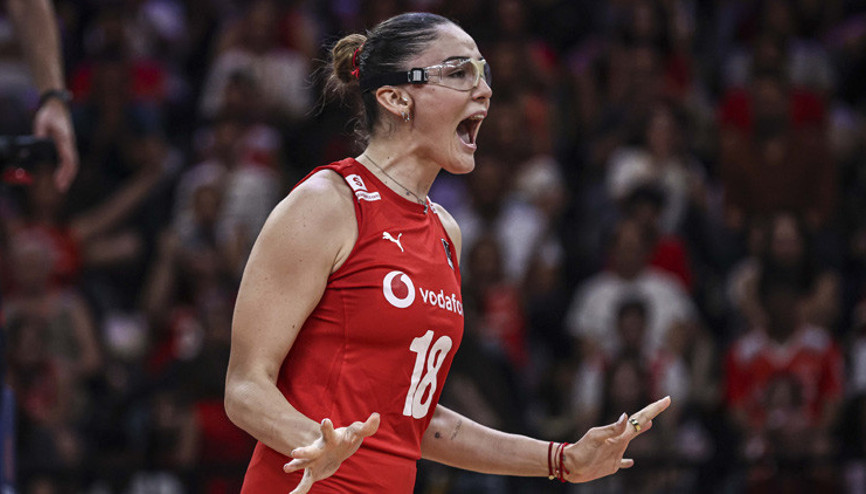 Zehra Güneş neden gözlük takıyor, ne oldu Açıklama geldi İşte sebebi... Zehra Güneş neden gözlük takıyor, ne oldu Açıklama geldi İşte sebebi...