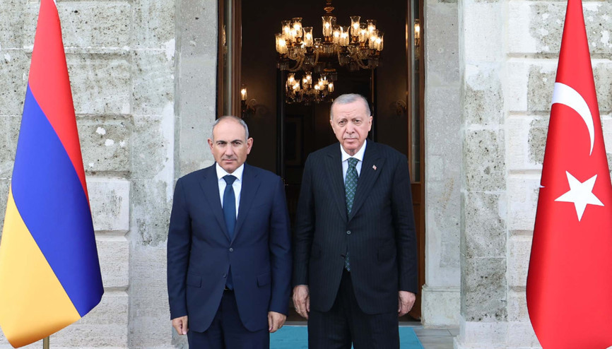 Son dakika... Cumhurbaşkanı Erdoğan Ermenistan Başbakanı Paşinyanı kabul etti