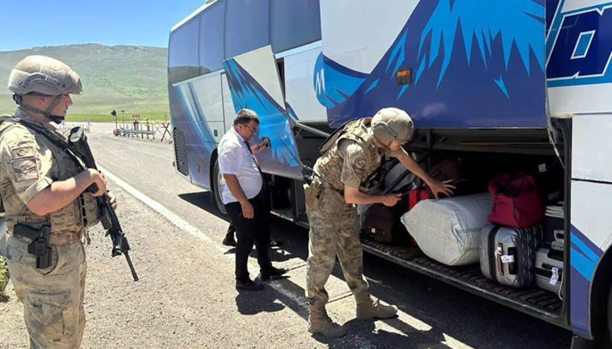 Yerlikaya duyurdu: Yurt genelinde 446 düzensiz göçmen yakalandı