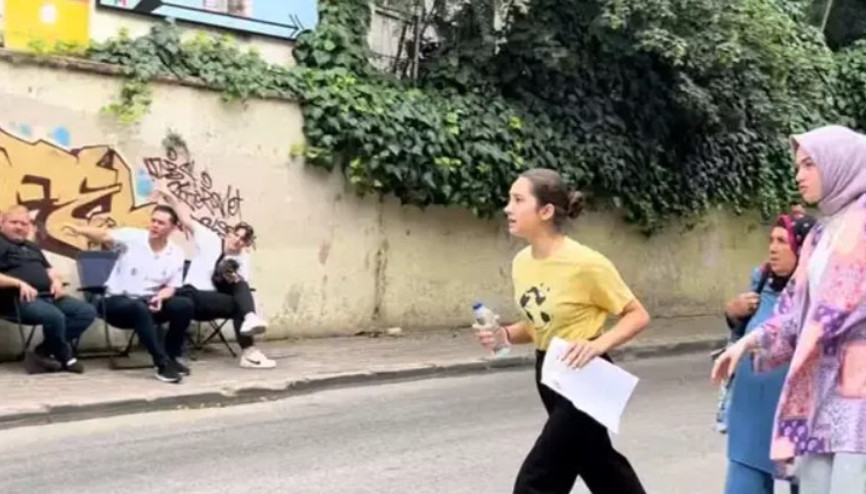 YKS’de dakikalarla yarış: 1 dakika kala böyle yetişti