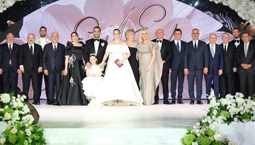 Sinan Engin’in kızı Elif Engin, Ahmet Ahlatcı’nın oğlu Ahmet Emin Ahlatcı ile evlendi